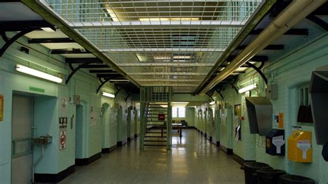 40% of prison's inmates test positive for drugs | UK News | Sky News