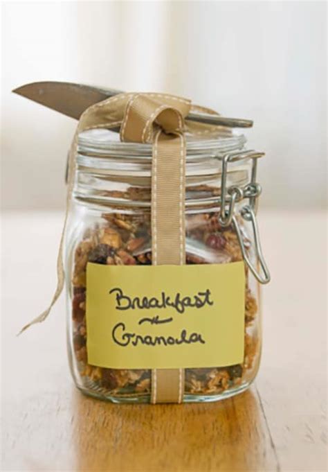 Easy and Healthy Breakfast Granola - 31 Daily