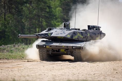 Rheinmetall präsentiert den KF51 Panther auf der Eurosatory 2022 - der Game Changer für die ...