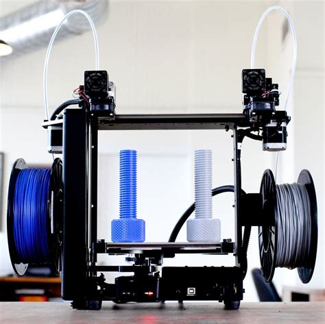 MakerGear Brings M3 Independent Dual Extruder 3D Printer to RAPID + TCT | All3DP