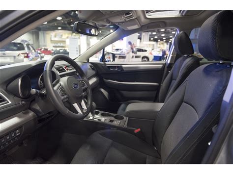 2016 Subaru Outback: 80 Interior Photos | U.S. News