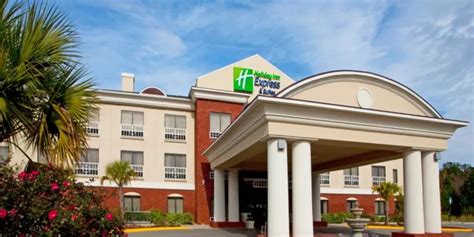 Top 8 Tallahassee Hotels by IHG - December 2024