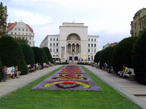 Timisoara - Romania Hintergrund (612335) - Fanpop