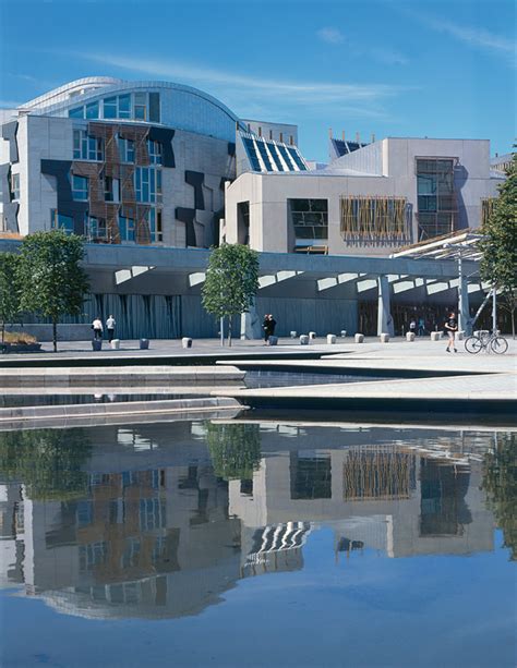 The Scottish parliament, Edinburgh - ARCHITECTURAL TECHNOLOGY