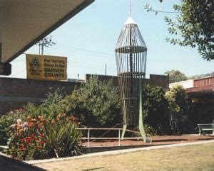 1987 The Rocket Forest Hill Shopping Centre – History of Wurundjeri Walk