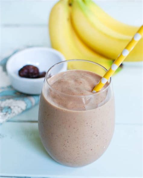 Banana Date Smoothie - A Cedar Spoon