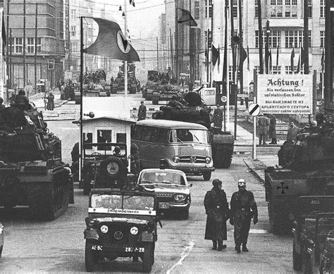 Image - Checkpoint-charlie-1961-3.jpg | Alternative History | FANDOM powered by Wikia