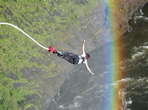 Try Something Adventurous With India's Highest Bungee Jumping Platform