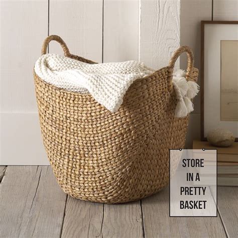 5 Clever Ways to Incorporate Blanket Storage In Your Home - Francois et Moi