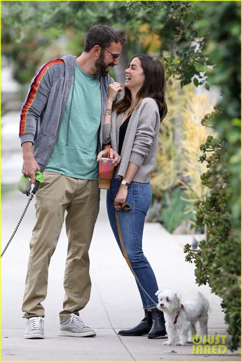 Ben Affleck & Girlfriend Ana de Armas Crack Up Together During Morning Walk: Photo 4466522 | Ben ...