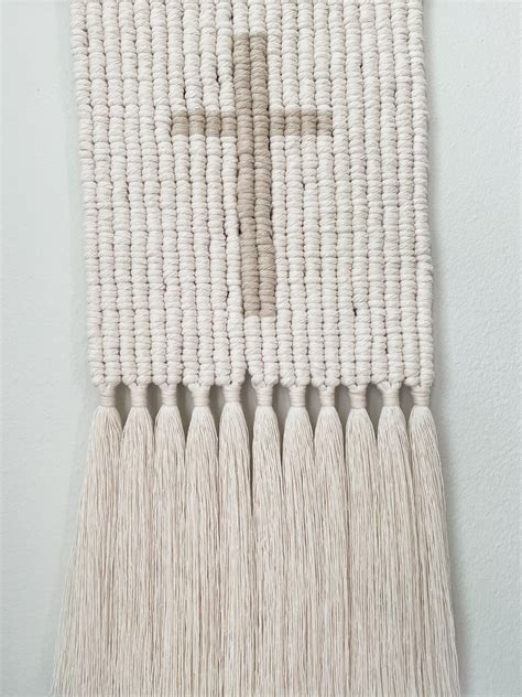 Macrame Wall Hanging / cross Fiber Art / Macrame Wall Art / Tapestry / Wall Art / Made by Natura ...