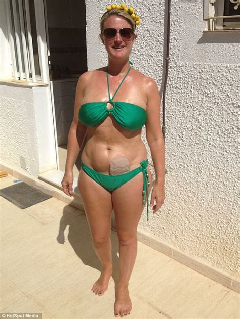 Suzanne Dore who battled aggressive bowel cancer starts a fashion blog | Daily Mail Online