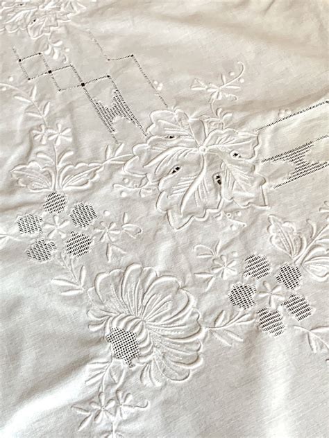 White Embroidered Tablecloth with Drawnwork, Vintage Floral Embroidered ...