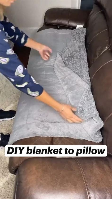 DIY blanket to pillow: An immersive guide by MosThing