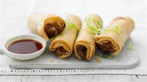 How To Make Authentic Chinese Spring Roll? | Rasoi Rani