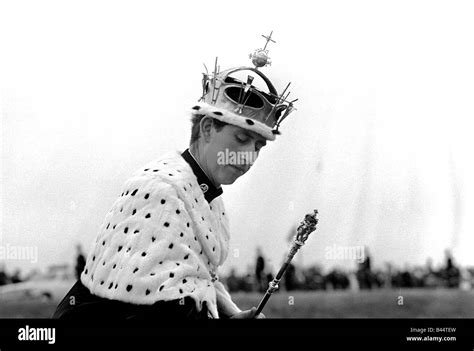 Prince Charles Investiture as Prince of Wales July 1969 Investiture of ...