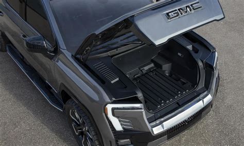 ALL-NEW, ALL-ELECTRIC GMC SIERRA EV DENALI | Orange Buick GMC