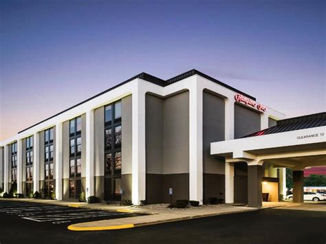 Hampton Inn West Springfield Hotel (West Springfield (MA)) - Deals, Photos & Reviews