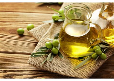 Polyphenols in olive oil: Ultimate guide - THE IBS DIETITIAN