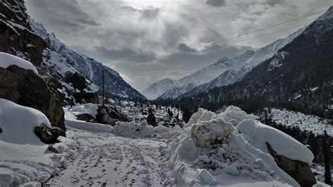 A trip to India’s last inhabited village Chitkul in winters