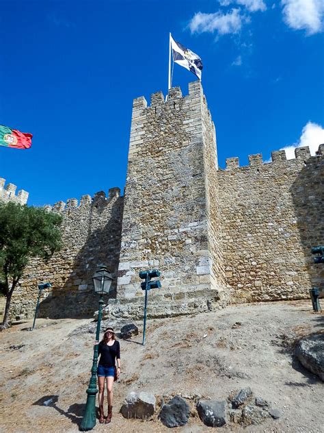 Visiting Lisbon Castle. Amazing? Or Underwhelming? | Musings of a Rover