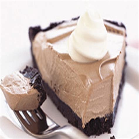 COOL WHIP Chocolate Pudding Pie