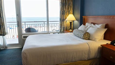 Ocean Sands Resort, oceanfront suite with balcony UPDATED 2022 - Tripadvisor - Virginia Beach ...