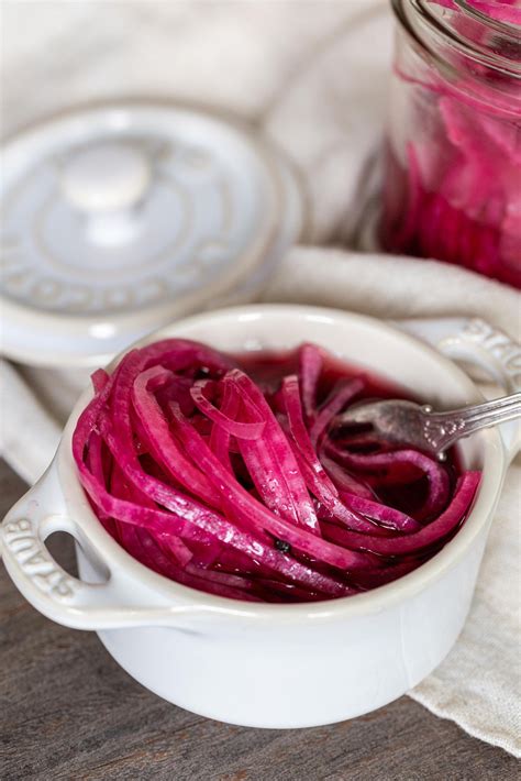 Make Pickled Onions in Just 15 Minutes - Momsdish