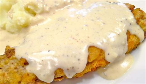 country fried steak white gravy