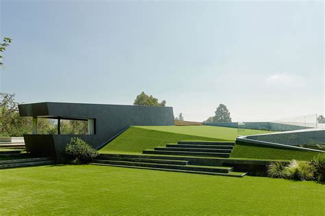 Barrington House - Minimalist House with Grass Roof