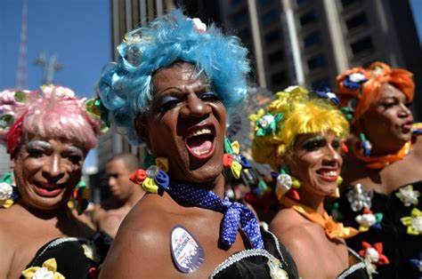 Boston gay pride parade 2021 - dhnasad