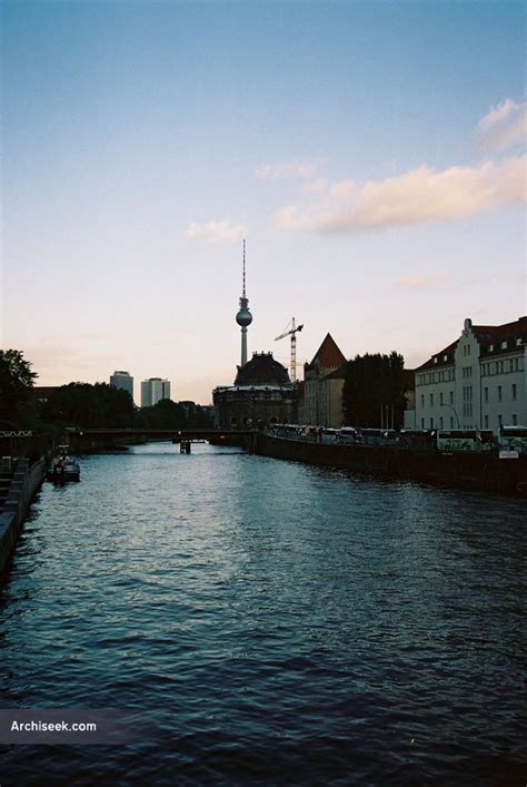 1969 – Fernsehturm, Berlin | Architecture @ Archiseek.com