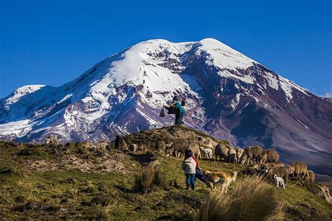 Volcanoes of Ecuador: Quito, Otavalo, Cotopaxi, Guayaquil - 7 Days | kimkim