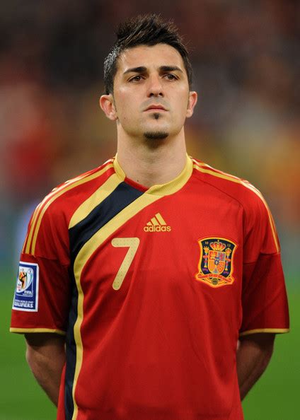 Football Sports Star: David Villa World Cup 2010 Football Pictures