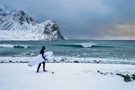 Arctic Swell – Surfing the Ends of the Earth - Snow Addiction - News about Mountains, Ski ...