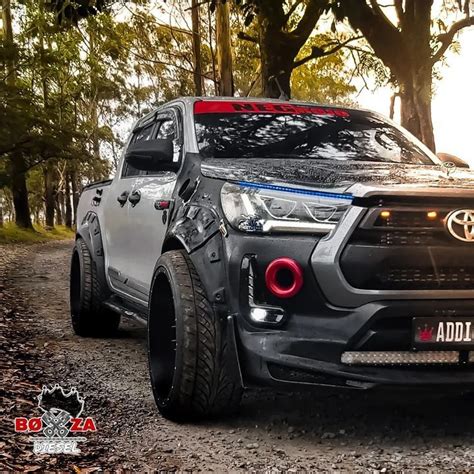 ᴮᵒˣᶻᵃ ᴿᵃᶜⁱⁿᵍ ᴾʰᵒᵗᵒᵍʳᵃᵖʰʸ | Best pickup truck, Toyota hilux, Toyota surf