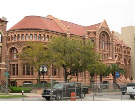 UTMB Medical School and "Old Red" in Galveston, Texas - WanderWisdom