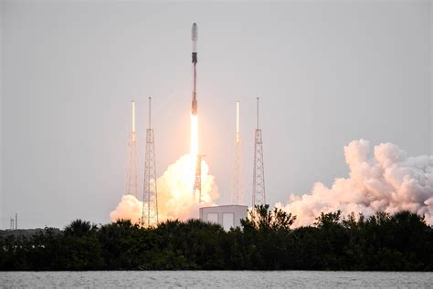 SpaceX targeting Sunday launch of two communications satellites from ...