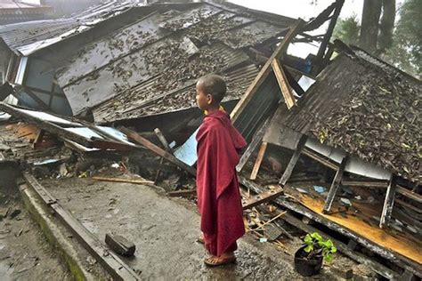 More than 4,000 schools destroyed in Nepal earthquake remain in ruins