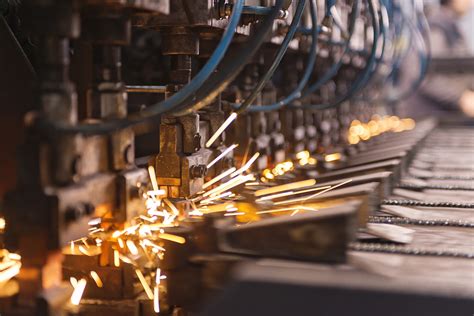 Top 5 Trends Redefining Manufacturing in 2019 | News & Insights | Gray