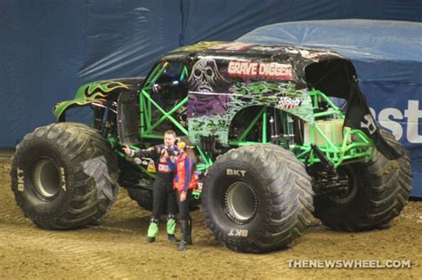 The History of the Grave Digger Monster Truck - The News Wheel