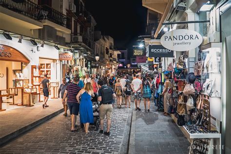 Rethymnon Evening Walk In Pictures | # Daily CRETE