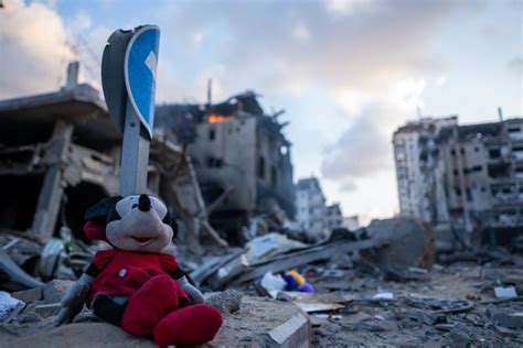 Photos reveal shocking extent of destruction in Gaza