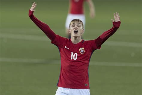 Odegaard reveals Real Madrid are happy with his development - Managing ...