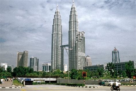 Petronas Towers (Kuala Lumpur, 1998) | Structurae