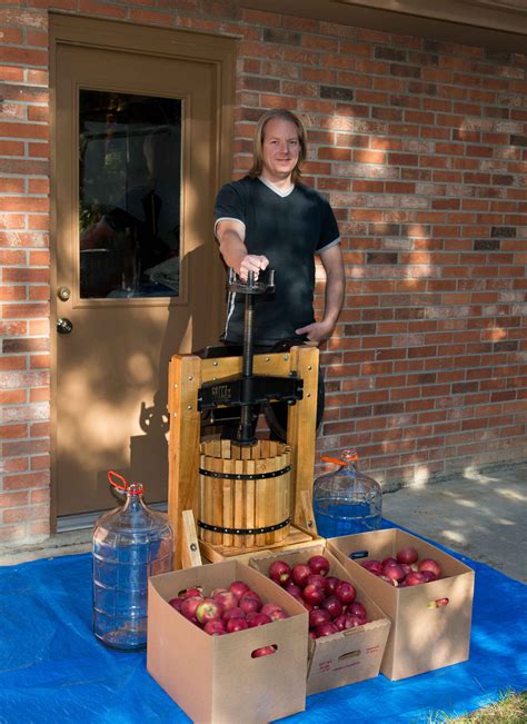 Making Hard Cider: Part One-Grinding and Pressing - Cidersage