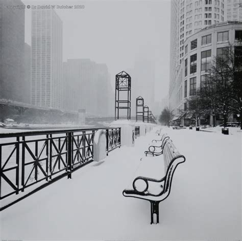 USA, Chicago River Promenade in Winter 70x70cm - Dave Butcher