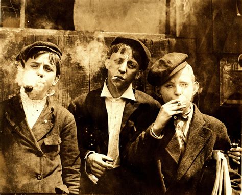 File:Lewis Hine, Newsies smoking at Skeeter's Branch, St. Louis, 1910 ...