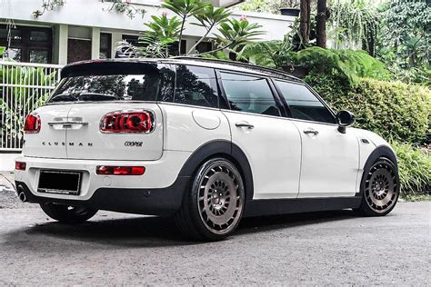 Mini Cooper Countryman White Rotiform CCV Wheel | Wheel Front