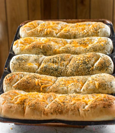 Subway Bread Recipe (Italian Herb and Cheese Copycat) (Italian Herb and ...